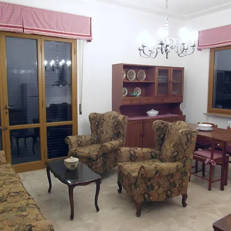 Apartment La Casa Di Nila *